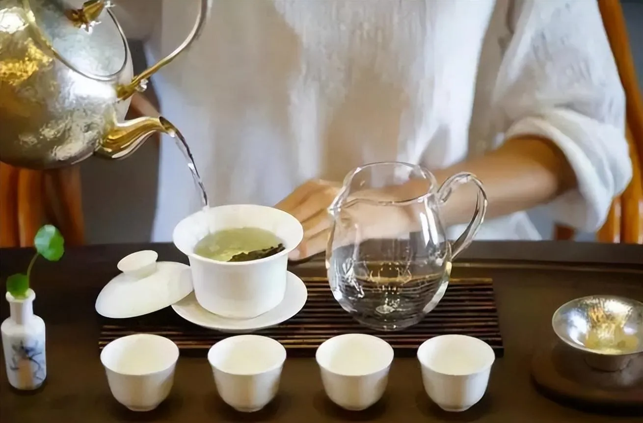 do-you-always-need-boiling-water-to-brew-tea.webp do-you-always-need-boiling-water-to-brew-tea.webp